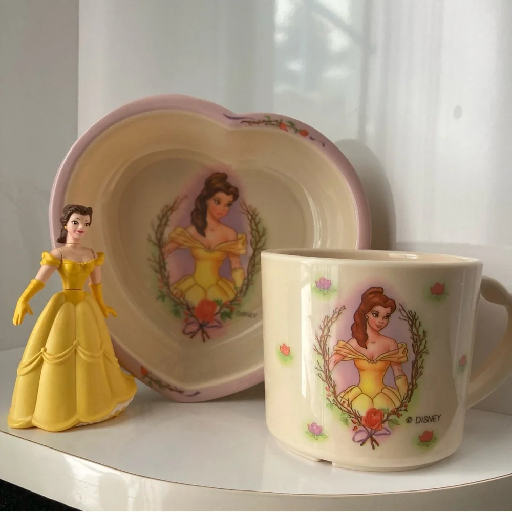EUC Vintage Beauty & The Beast 3 pc set: bowl, cup, Belle figure, 1990's